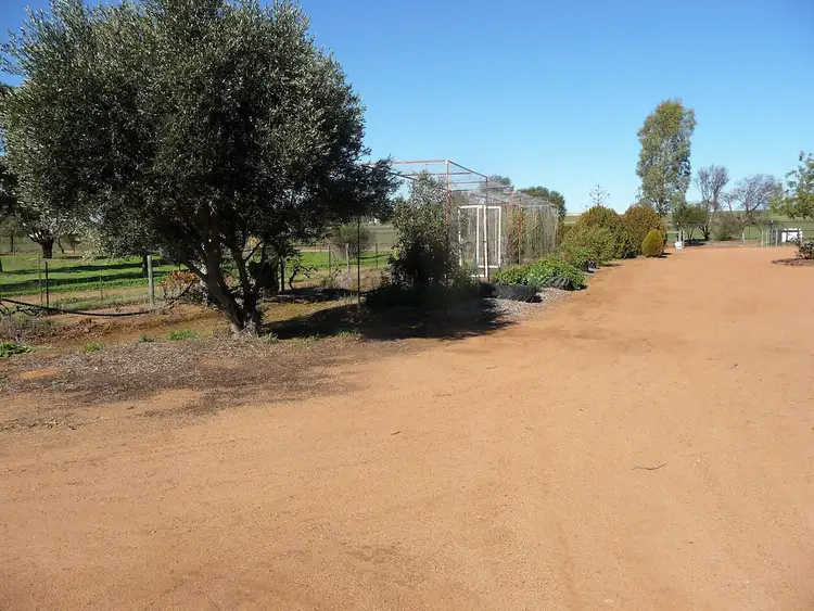 Sixth view of Homely house listing, 16 SIMMONS ROAD, Beverley WA 6304