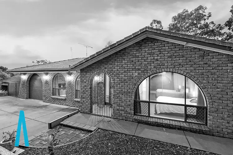 13 Burnbank Grove, Athelstone SA 5076