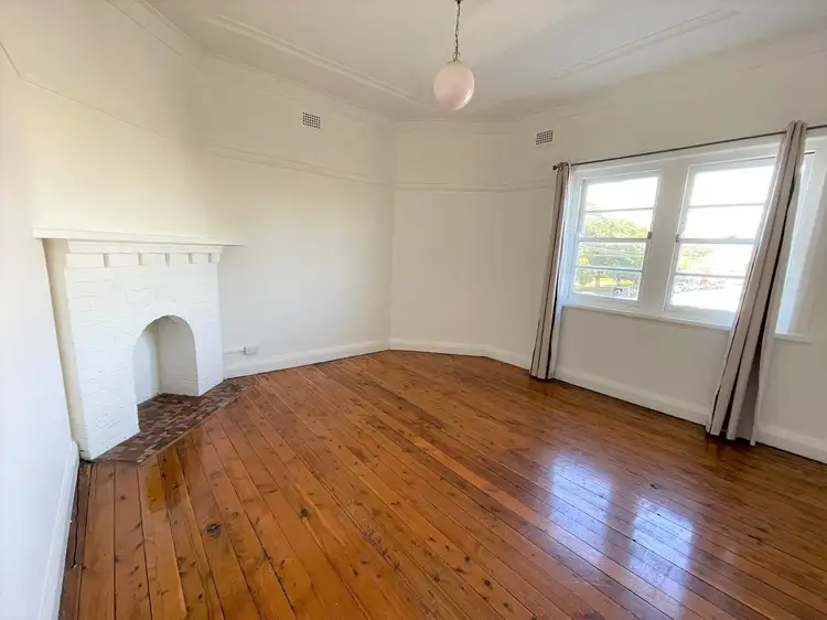 100A SYDENHAM ROAD