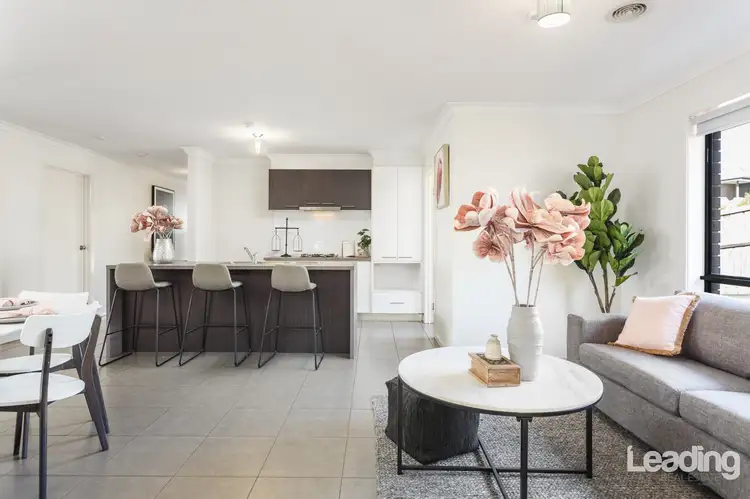 Sixth view of Homely house listing, 6 Oswin Court, Sunbury VIC 3429