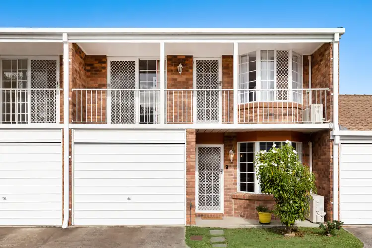 Main view of Homely townhouse listing, 9/10 Halle Street, Everton Park QLD 4053