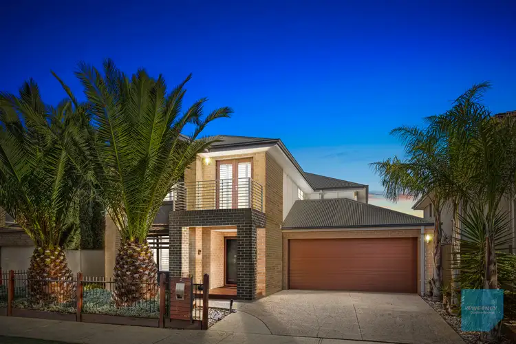 2 Seine Place, Caroline Springs VIC 3023