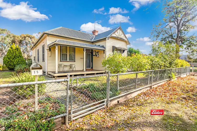 15 Livingstone Street, Mathoura NSW 2710