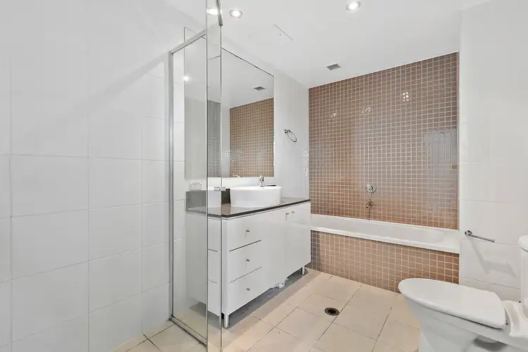Fifth view of Homely apartment listing, 1102/4 Como Crescent, Southport QLD 4215