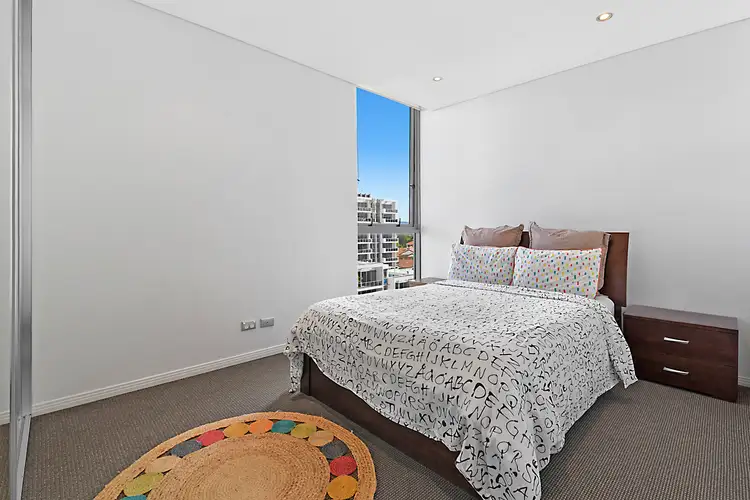 Sixth view of Homely apartment listing, 1102/4 Como Crescent, Southport QLD 4215