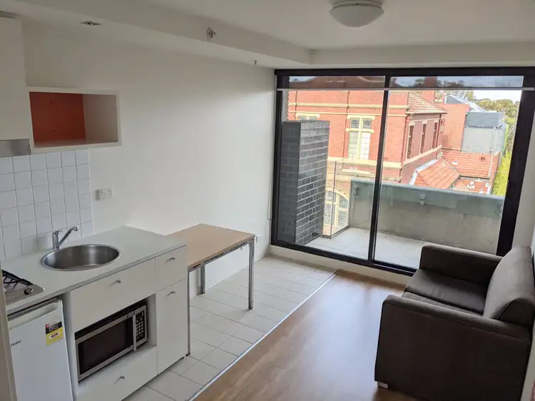 Fourth view of Homely apartment listing, 304/383 Burwood Road, Hawthorn VIC 3122