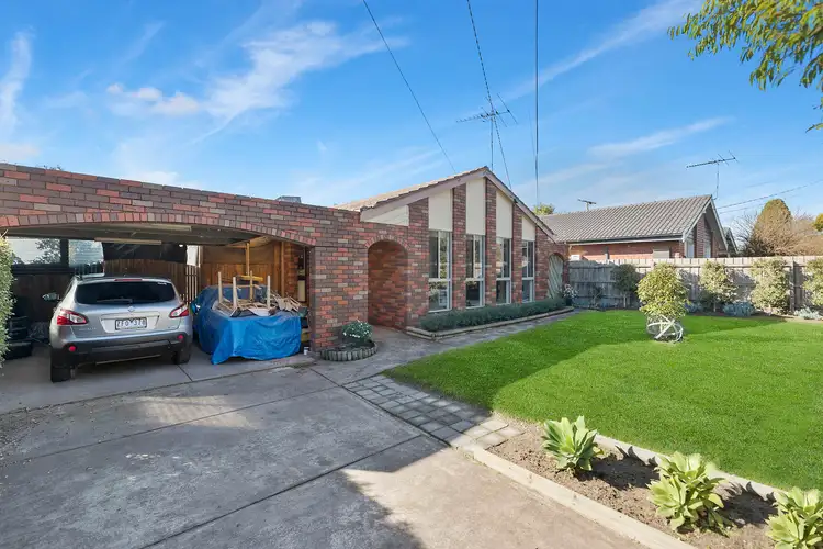 36 Leawarra Parade, Frankston VIC 3199