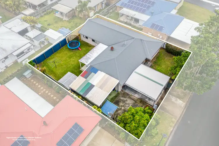 Second view of Homely house listing, 32 Pidgeon Boulevard, Crestmead QLD 4132