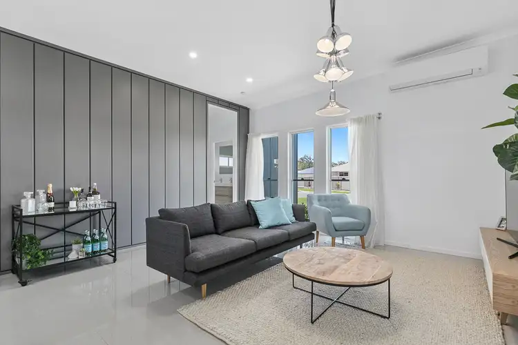 Fifth view of Homely house listing, 2 Songbird Place, Urraween QLD 4655