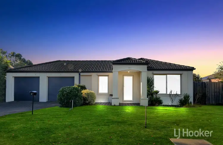 8 Claire Court, Kurunjang VIC 3337