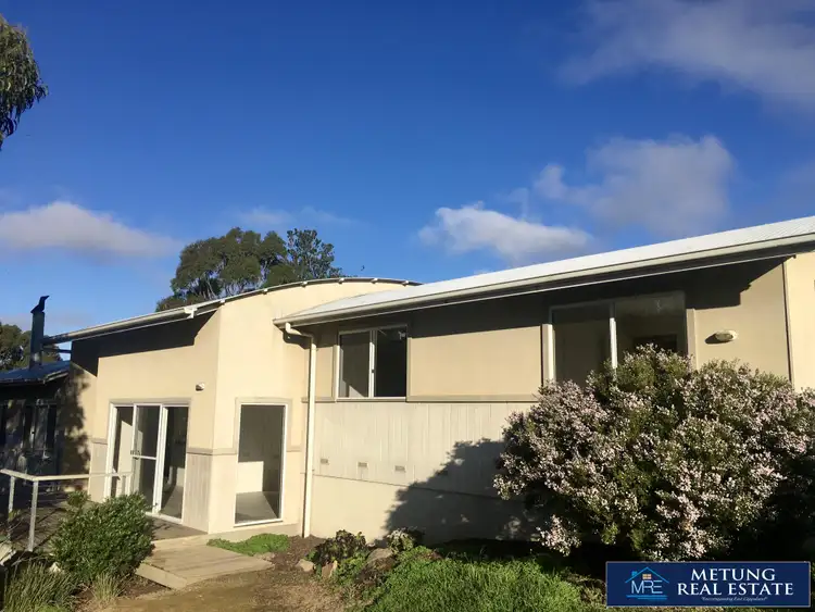 13 Leighton Bay Drive