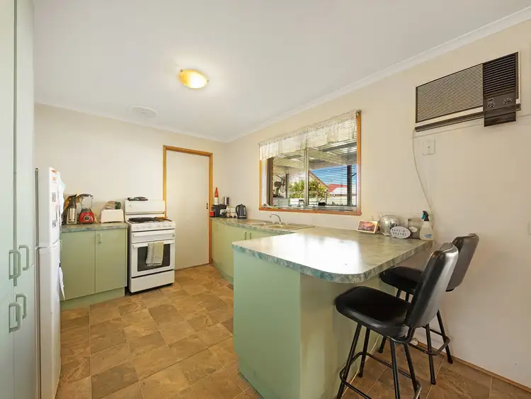 Fifth view of Homely unit listing, 2/25 Kelly Street, Wodonga VIC 3690