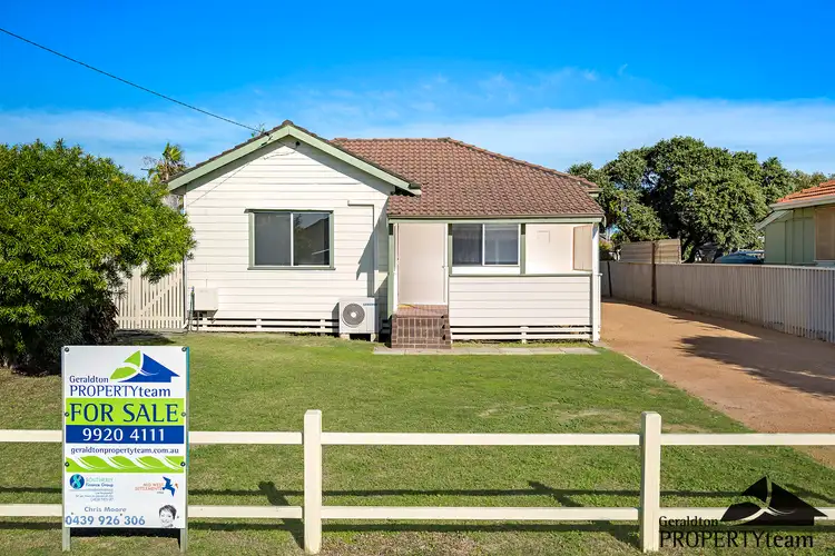 30 Whitfield Street, Beachlands WA 6530