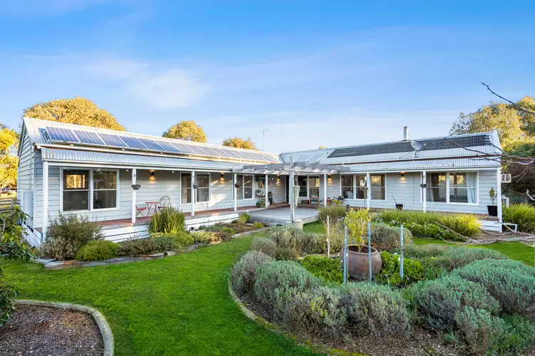 11 Kestrel Place, Teesdale VIC 3328