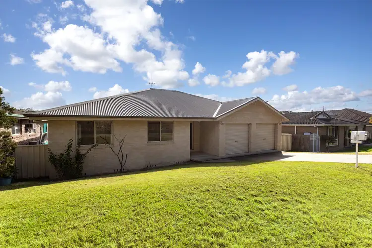 122 Kanangra Drive, Taree NSW 2430