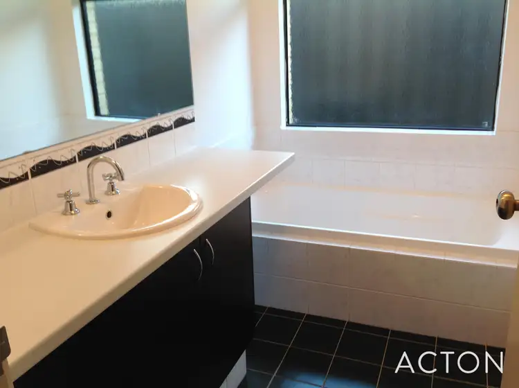 Sixth view of Homely house listing, 17 Ingarfield Green, Baldivis WA 6171