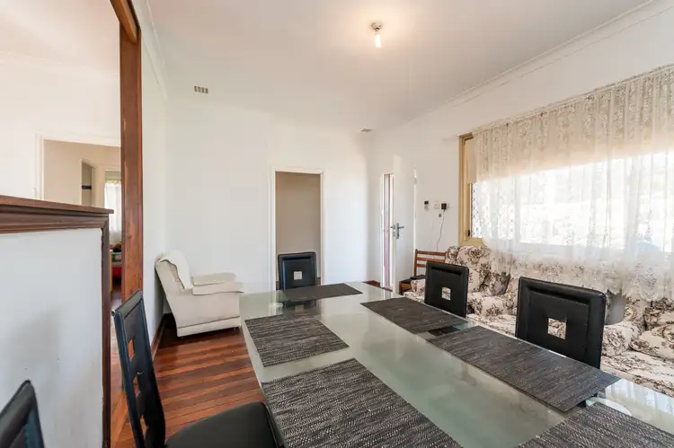 21 Priestley Street, Embleton WA 6062