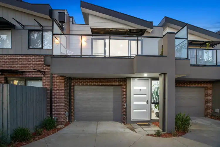 2/1824 Ferntree Gully Road, Ferntree Gully VIC 3156