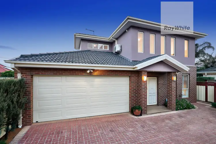 8a Ambleside Road, Greenvale VIC 3059