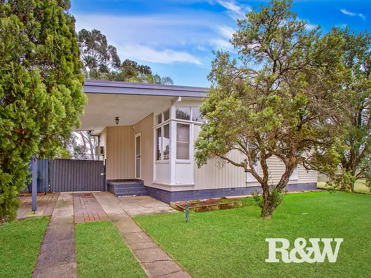 22 Franklin Crescent, Blackett NSW 2770