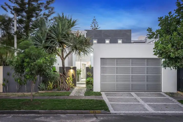 73 Seagull Avenue, Mermaid Beach QLD 4218