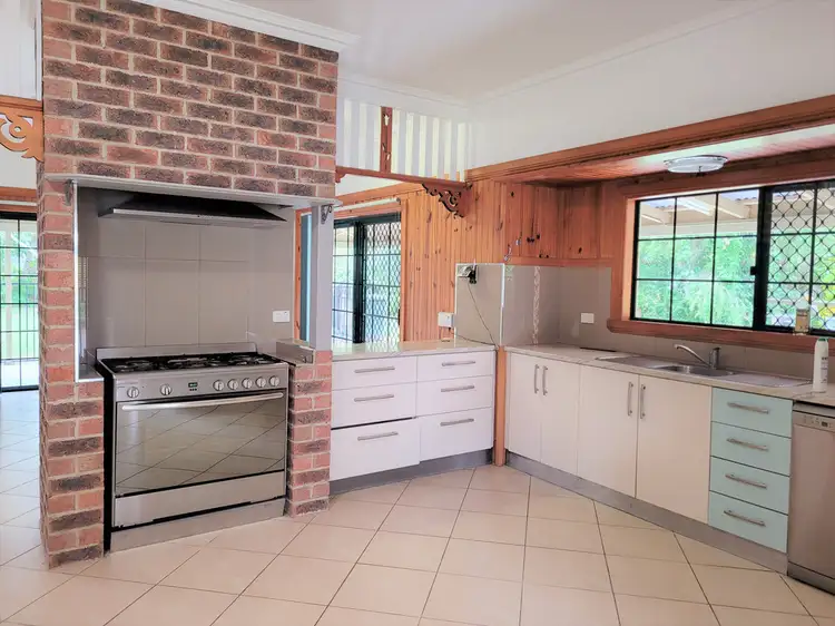 80 Paradise Palm Drive, Tully Heads QLD 4854