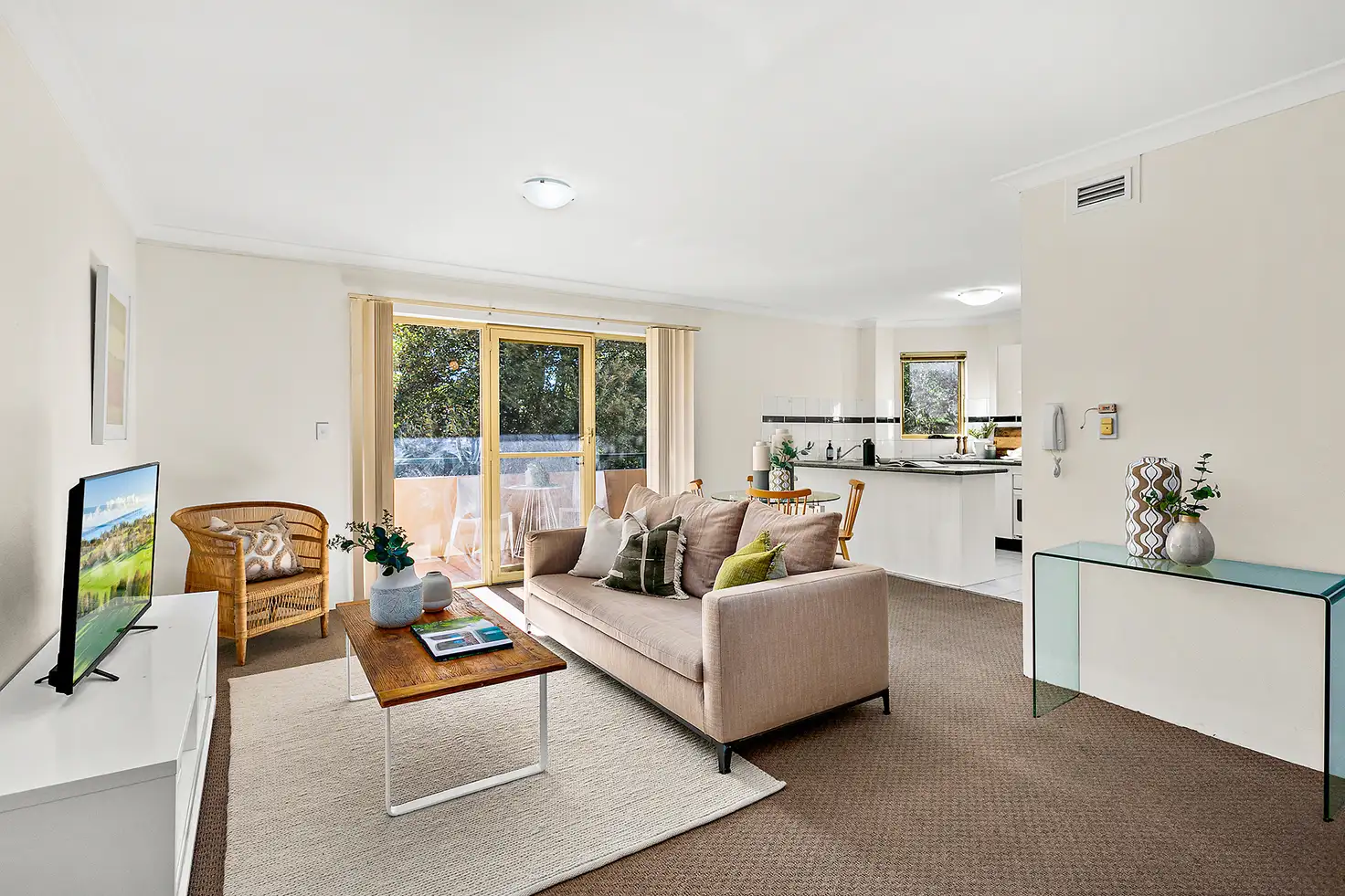 Main view of Homely unit listing, 6/486-494 President ave, Kirrawee NSW 2232
