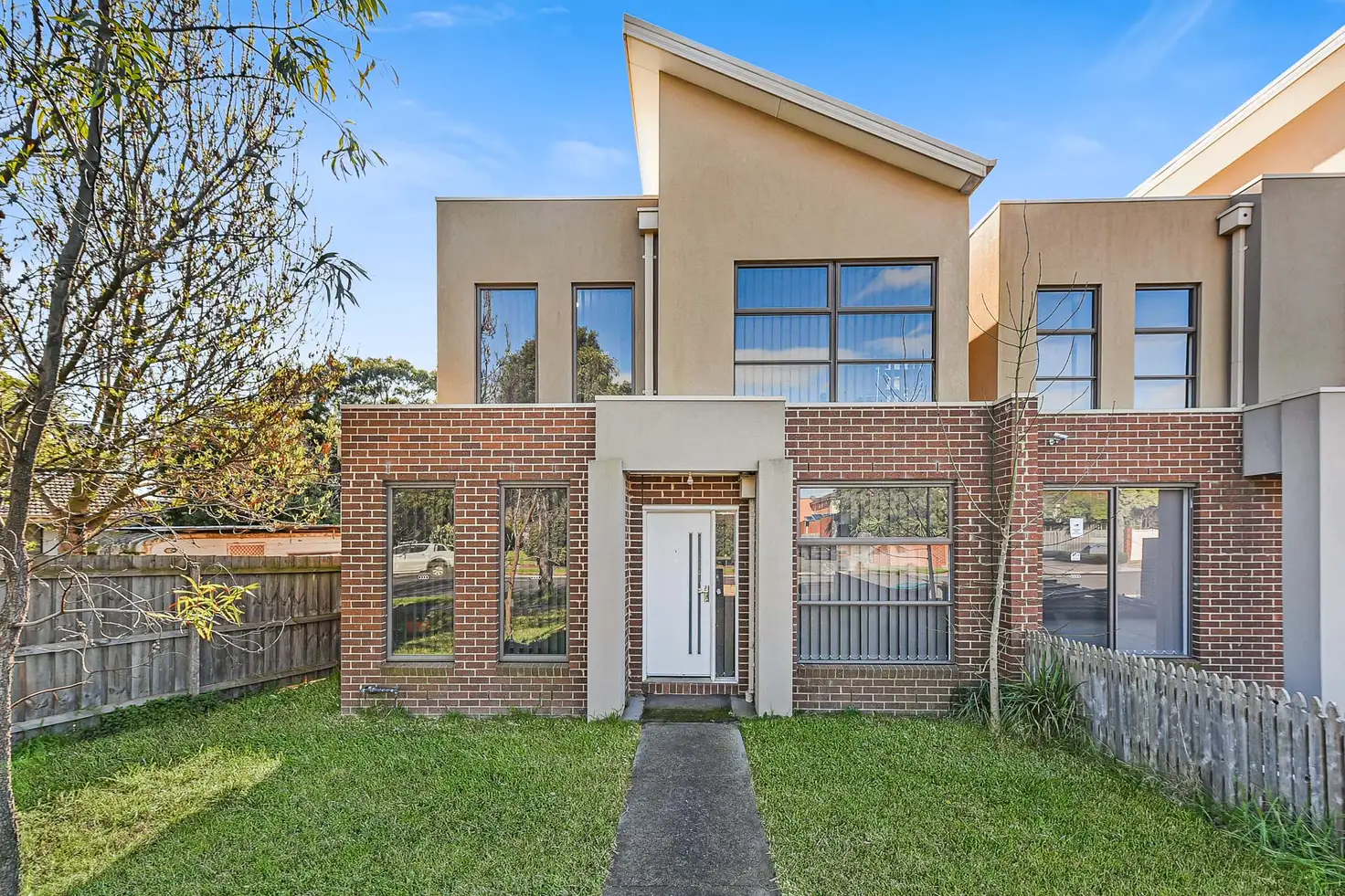 Main view of Homely townhouse listing, 1/1377 Heatherton Road, Dandenong North VIC 3175