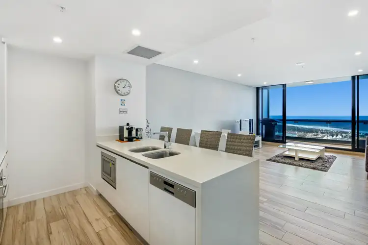 3712/2 Como Crescent, Southport QLD 4215