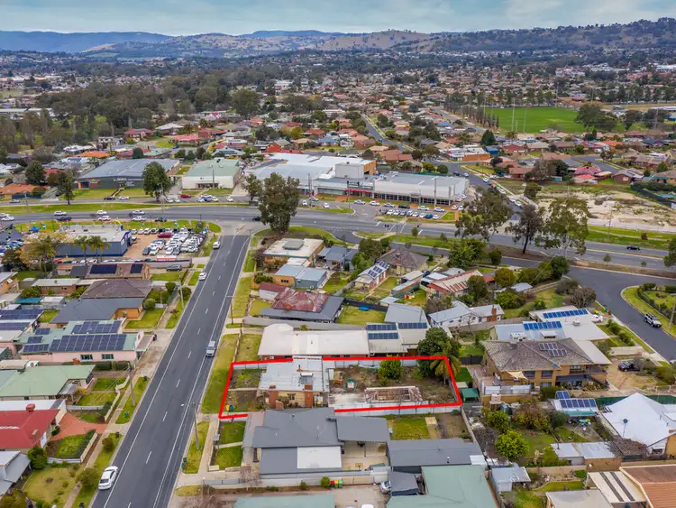 Second view of Homely house listing, 5 Kelly Street, Wodonga VIC 3690