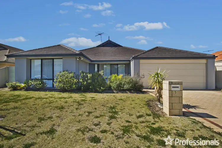 5 Plymouth Way, Waikiki WA 6169