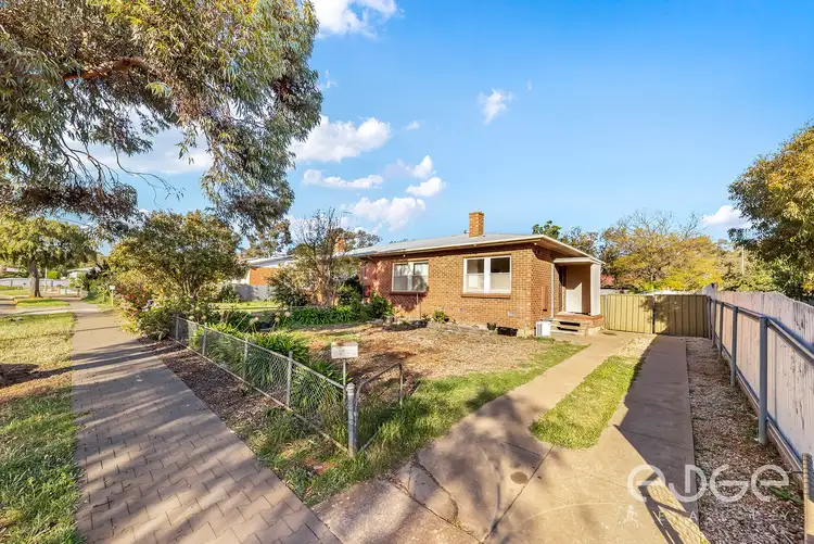 18 Stakes Crescent, Elizabeth Downs SA 5113