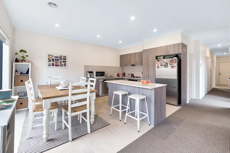 Fourth view of Homely unit listing, 21 Cabernet Way, Pakenham VIC 3810