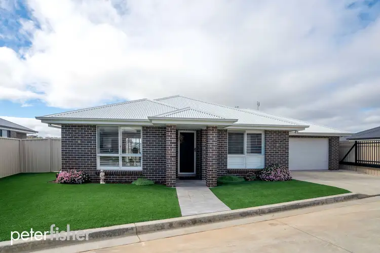 8/18A Glasson Drive, Orange NSW 2800
