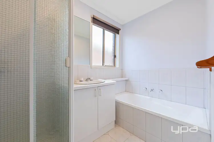 Fourth view of Homely house listing, 2/17 Kingdom Avenue, Kings Park VIC 3021