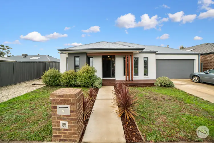 4 Oakbank Place, Marong VIC 3515