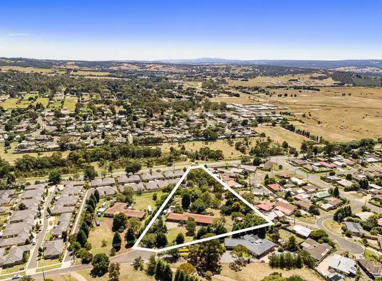 8 Eden Place, Wallan VIC 3756