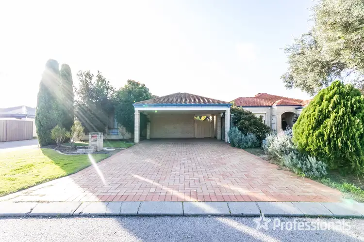 16 Bellini Avenue, Ellenbrook WA 6069
