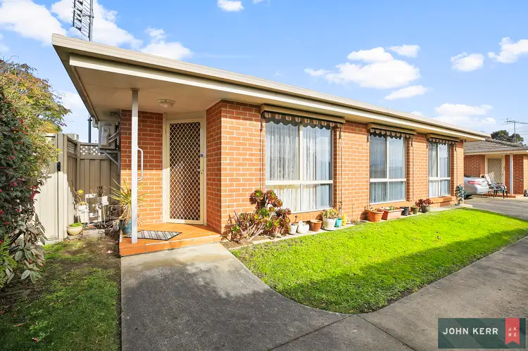 3/7 Saxtons Drive, Moe VIC 3825