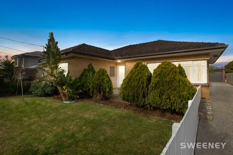 Main view of Homely unit listing, 1/39 Corrigan Avenue, Brooklyn VIC 3012