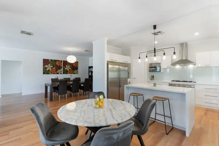 Sixth view of Homely house listing, 18 Keightly Corner, Jane Brook WA 6056