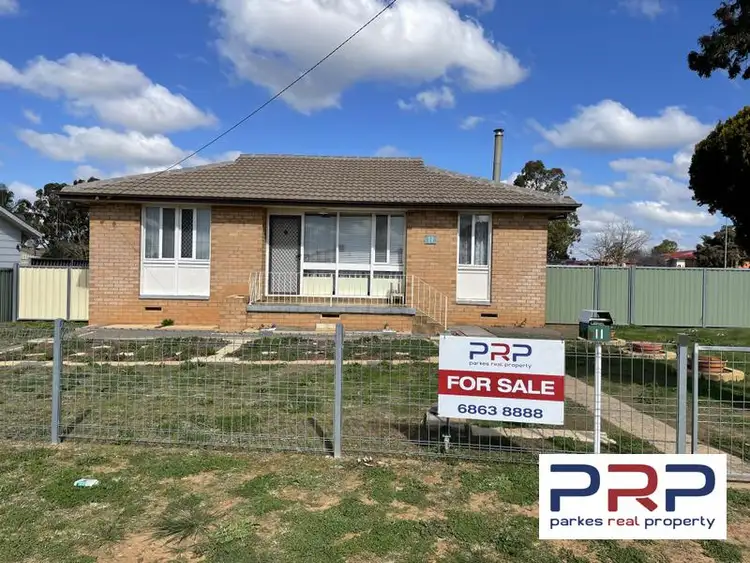11 Best Street, Parkes NSW 2870