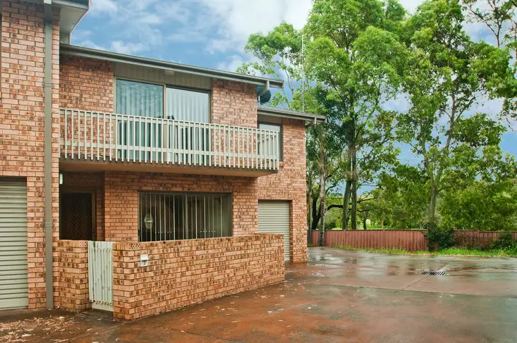 2/10 Farmborough Road, Farmborough Heights NSW 2526
