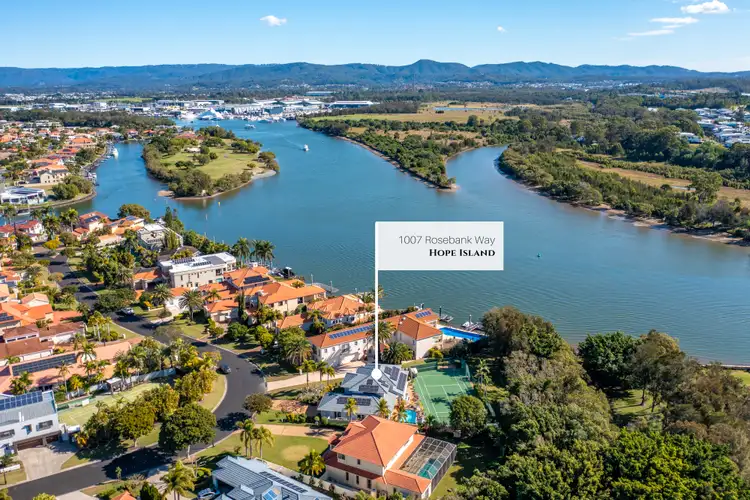 1007 Rosebank Way, Hope Island QLD 4212