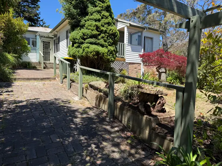 12 Murri Street, Blackheath NSW 2785