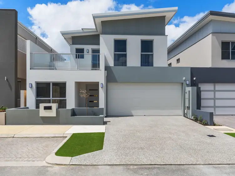 38 Lullworth Terrace, North Coogee WA 6163