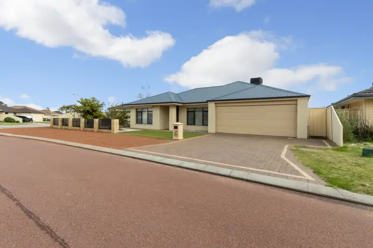 33 Morolo Street, Seville Grove WA 6112