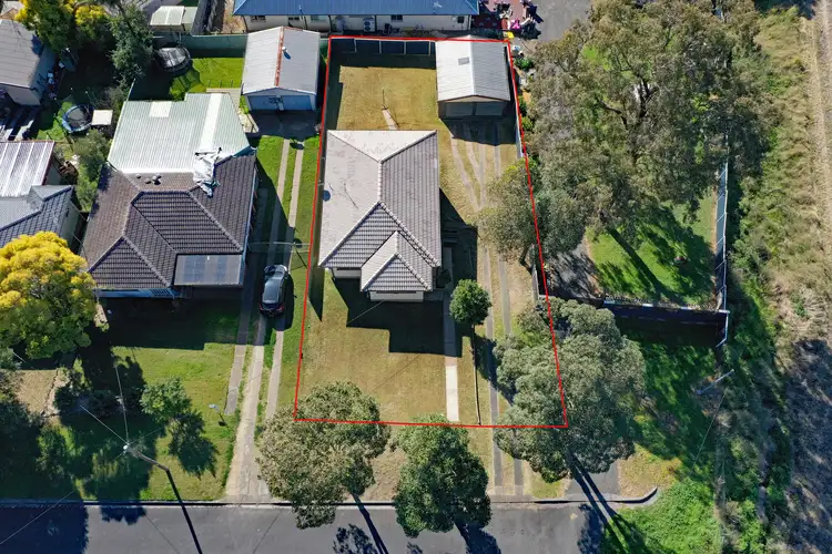 11 Queen Street, Rutherford NSW 2320