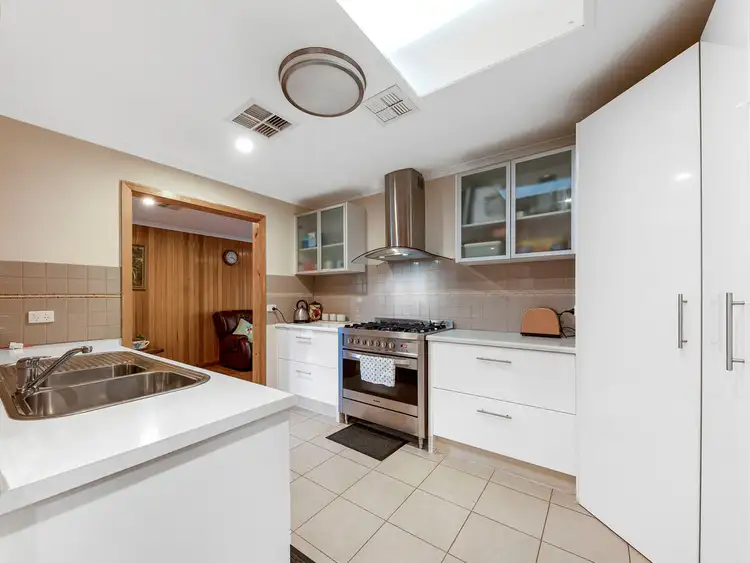 Second view of Homely house listing, 12 Robert Crescent, Wodonga VIC 3690