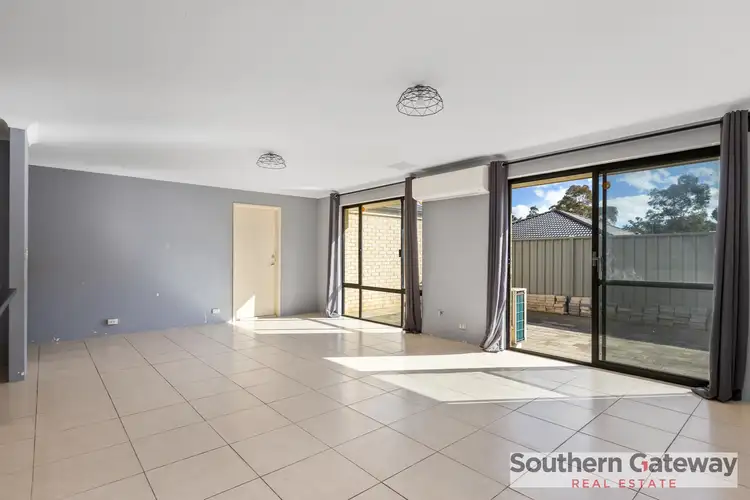 Sixth view of Homely house listing, 6 Milverton Loop, Leda WA 6170
